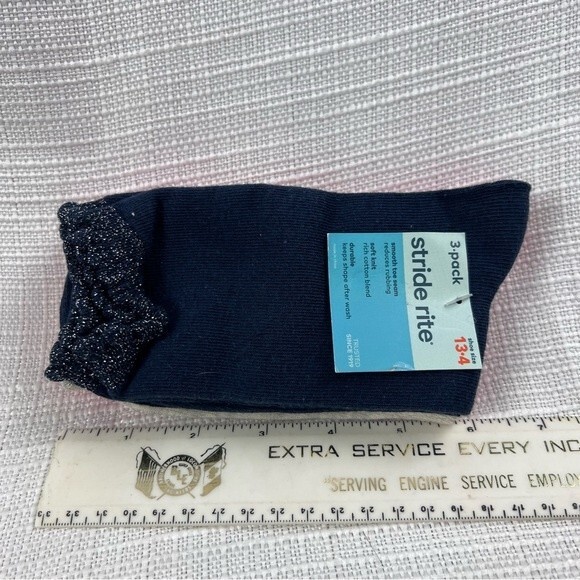 NWT 3 Pack Stride Rite Girl’s Ruffled Glittery Socks Size 13-4 Back to School - Picture 5 of 5